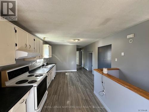 22-24 Commissioner Street, Larder Lake, ON - Indoor Photo Showing Kitchen