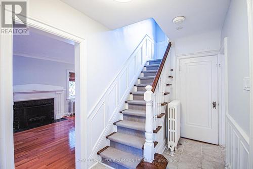 5 Crestview Road, Toronto, ON - Indoor Photo Showing Other Room