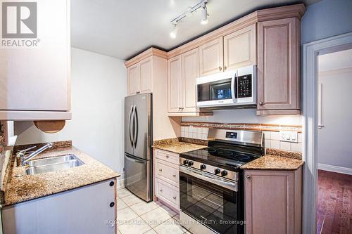 5 Crestview Road, Toronto, ON - Indoor Photo Showing Kitchen With Stainless Steel Kitchen With Double Sink