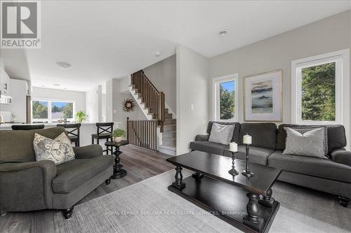 22 - 720 Grey Street, Brantford, ON - Indoor Photo Showing Living Room