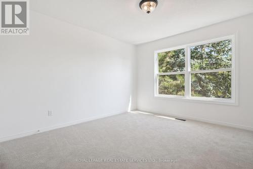 2066 Castlefield Crescent, Oakville, ON - Indoor Photo Showing Other Room