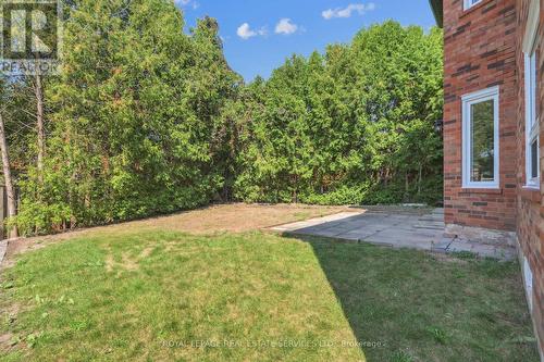 2066 Castlefield Crescent, Oakville (River Oaks), ON - Outdoor