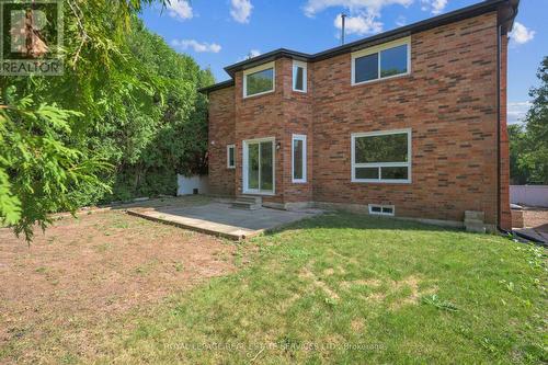 2066 Castlefield Crescent, Oakville, ON - Outdoor With Exterior