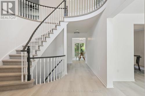 2066 Castlefield Crescent, Oakville, ON - Indoor Photo Showing Other Room