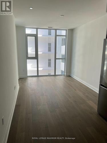 413 - 293 The Kingsway, Toronto (Edenbridge-Humber Valley), ON - Indoor Photo Showing Other Room