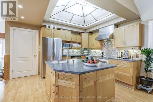 2425 Hespeler Road, Cambridge, ON - Indoor Photo Showing Kitchen