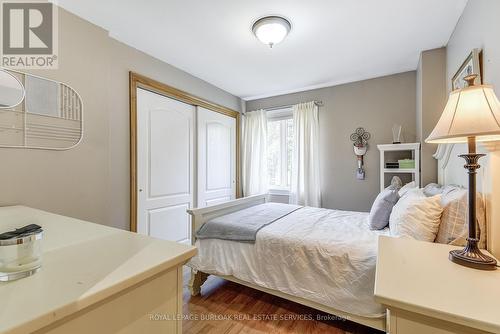 2425 Hespeler Road, Cambridge, ON - Indoor Photo Showing Bedroom