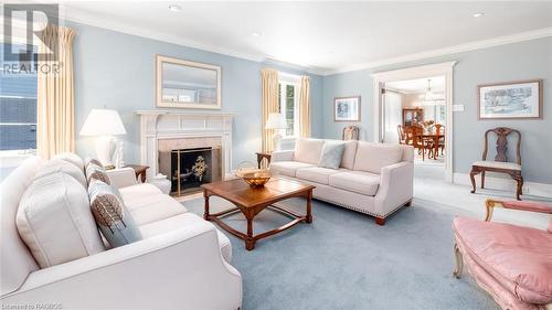 560 5Th Street W, Owen Sound, ON - Indoor Photo Showing Living Room With Fireplace