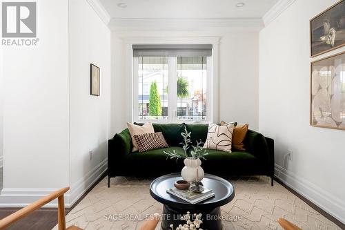 8 Thyra Avenue, Toronto (Danforth Village-East York), ON - Indoor Photo Showing Living Room