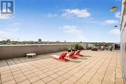 Rooftop with amazing views in all directions - 