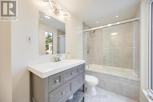 23 Mack Avenue, Toronto (Oakridge), ON - Indoor Photo Showing Bathroom