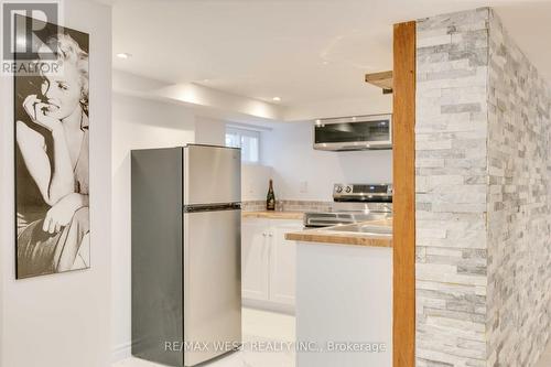 23 Mack Avenue, Toronto (Oakridge), ON - Indoor