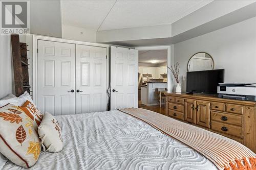 209 - 1411 Walker'S Line, Burlington (Tansley), ON - Indoor Photo Showing Bedroom