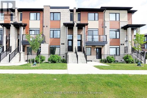 39 - 590 North Service Road, Hamilton, ON - Outdoor With Facade