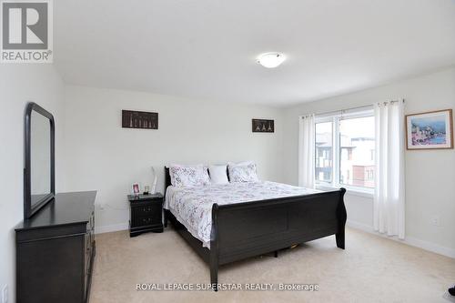 39 - 590 North Service Road, Hamilton, ON - Indoor Photo Showing Bedroom