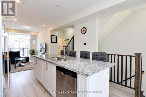 39 - 590 North Service Road, Hamilton, ON - Indoor Photo Showing Kitchen With Double Sink