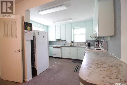 924 Southesk Street, Whitewood, SK - Indoor Photo Showing Kitchen