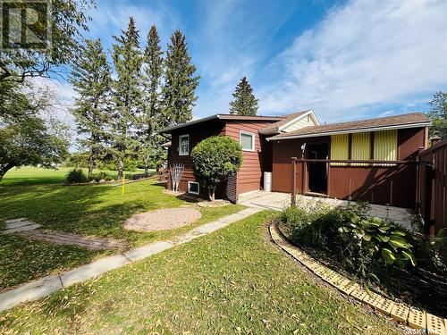 924 Southesk Street, Whitewood, SK - Outdoor