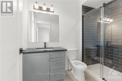 1261 Potter Drive, Brockville, ON - Indoor Photo Showing Bathroom