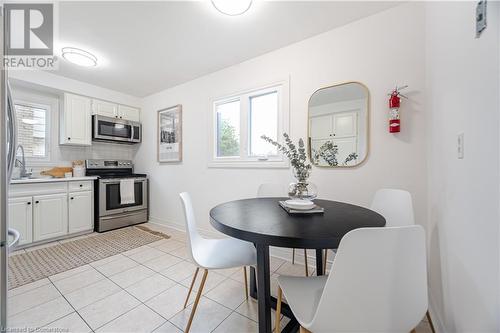 831 Maple Avenue, Milton, ON - Indoor Photo Showing Dining Room