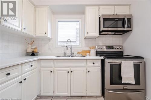 831 Maple Avenue, Milton, ON - Indoor Photo Showing Kitchen With Stainless Steel Kitchen With Double Sink