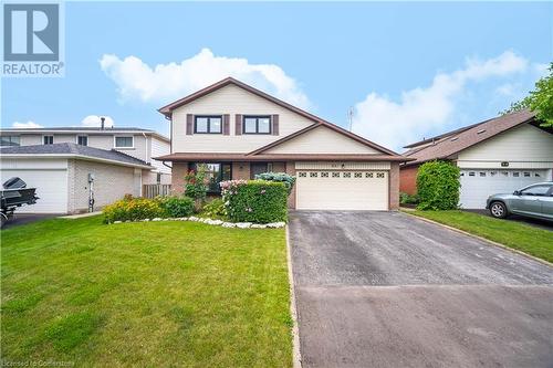 831 Maple Avenue, Milton, ON - Outdoor With Facade