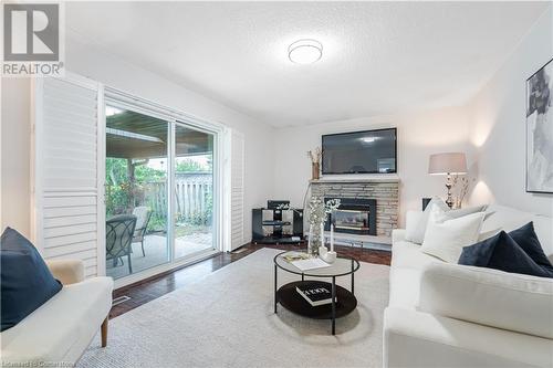 831 Maple Avenue, Milton, ON - Indoor Photo Showing Living Room With Fireplace