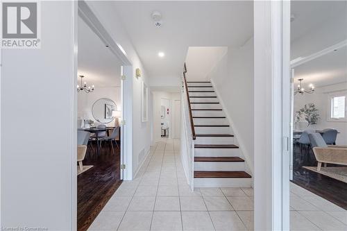 831 Maple Avenue, Milton, ON - Indoor Photo Showing Other Room