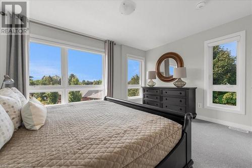 720 Grey Street Unit# 22, Brantford, ON - Indoor Photo Showing Bedroom