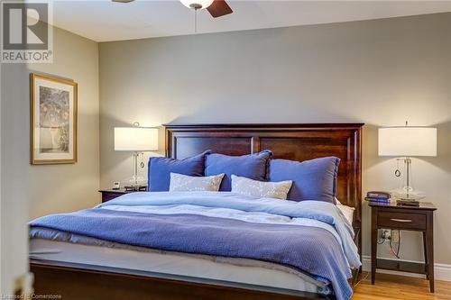 1331 Tyandaga Park Drive, Burlington, ON - Indoor Photo Showing Bedroom