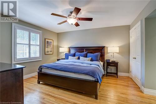 1331 Tyandaga Park Drive, Burlington, ON - Indoor Photo Showing Bedroom