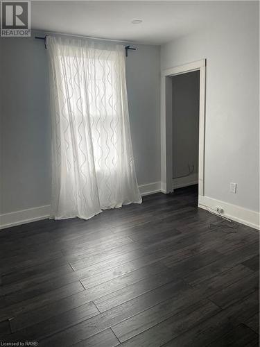 6 Greig Street, Hamilton, ON - Indoor Photo Showing Other Room