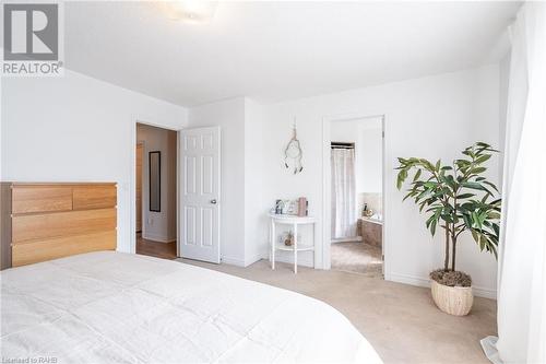 63 Fiddlehead Crescent, Waterdown, ON - Indoor Photo Showing Bedroom