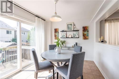 63 Fiddlehead Crescent, Waterdown, ON - Indoor Photo Showing Dining Room