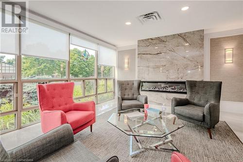 5090 Pinedale Avenue Unit# 503, Burlington, ON - Indoor Photo Showing Living Room With Fireplace