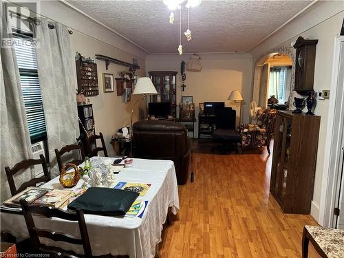 484 Thorold Road, Welland, ON - Indoor Photo Showing Dining Room