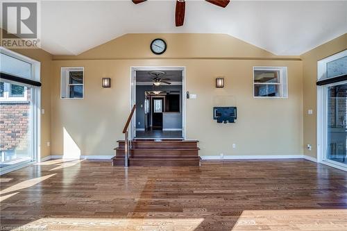 5 Lorne Avenue, Grimsby, ON - Indoor Photo Showing Other Room