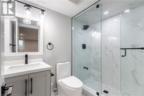 2 Thorndale Avenue Unit# 2C, St. Catharines, ON - Indoor Photo Showing Bathroom