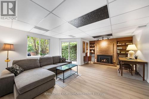 43 Cricklewood Crescent, Markham (Royal Orchard), ON - Indoor Photo Showing Living Room With Fireplace