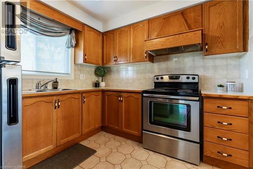 1475 Upper Gage Avenue Unit# 9, Hamilton, ON - Indoor Photo Showing Kitchen With Double Sink