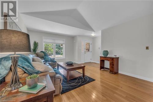 Soaring ceilings - 190 Annabelle Street, Hamilton, ON - Indoor