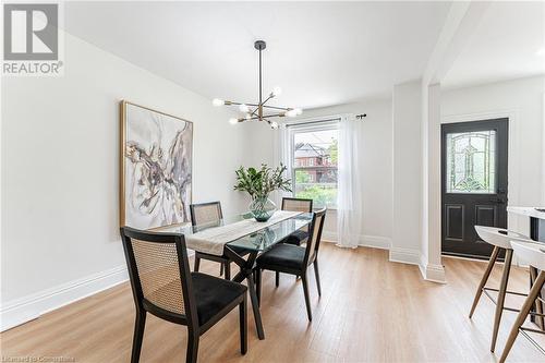 Lots of natural light - 15 Barnesdale Avenue N, Hamilton, ON - Indoor Photo Showing Dining Room