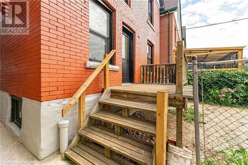 Separate side entry to fully finished basement with gorgeous in-law suite - 15 Barnesdale Avenue N, Hamilton, ON - Outdoor With Exterior