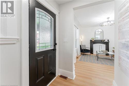 Inviting entry - 15 Barnesdale Avenue N, Hamilton, ON - Indoor Photo Showing Other Room