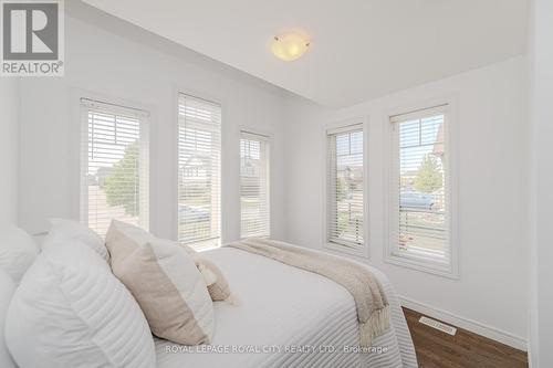 205 Eden Oak Trail, Kitchener, ON - Indoor Photo Showing Bedroom