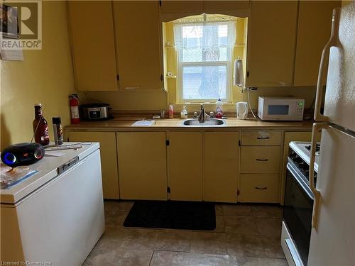 Main floor kitchen - 205 Alder Street E, Haldimand County, ON - Indoor Photo Showing Kitchen