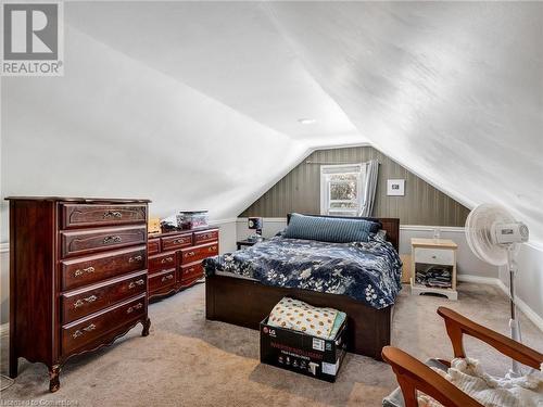 214 Church Street, Haldimand County, ON - Indoor Photo Showing Bedroom