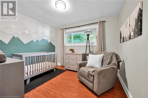 11 Douglas Road, Ancaster, ON - Indoor Photo Showing Bedroom