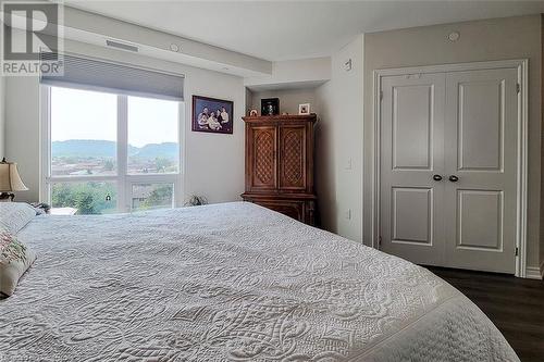 2750 King Street E Unit# 515, Hamilton, ON - Indoor Photo Showing Bedroom