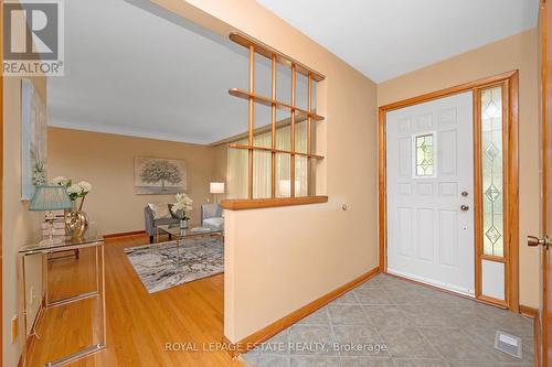 3198 Sprucehill Avenue, Burlington (Roseland), ON - Indoor Photo Showing Other Room